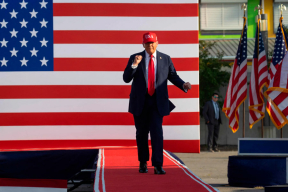 Трамп добился принятия «большого прекрасного закона». Чем документ опасен для США?